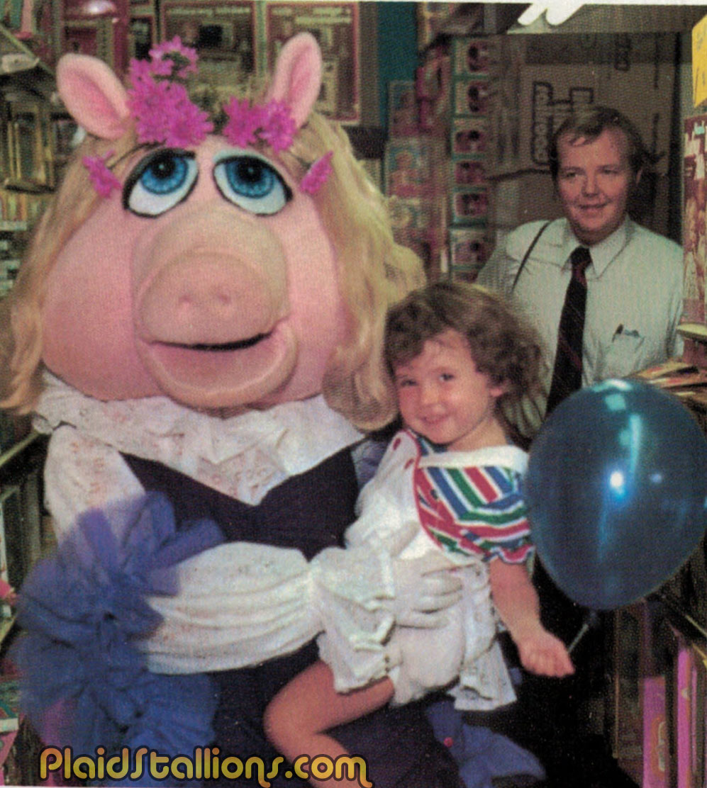 Playhouse Toys Ms Piggy appearance in 1980 